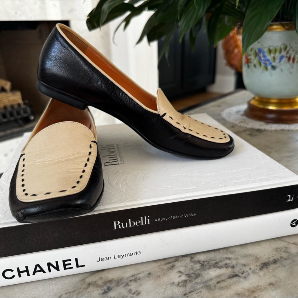 Prada two tone box toe leather loafers. Size 36
